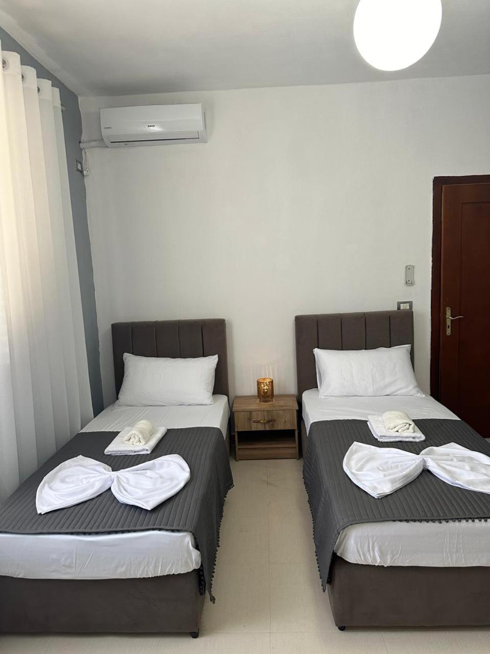 Host Apartments Shkoder Exterior photo